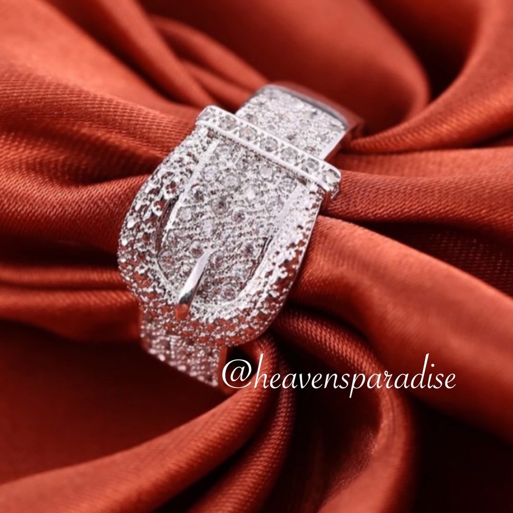 Luxury sterling silver cz belt buckle ring